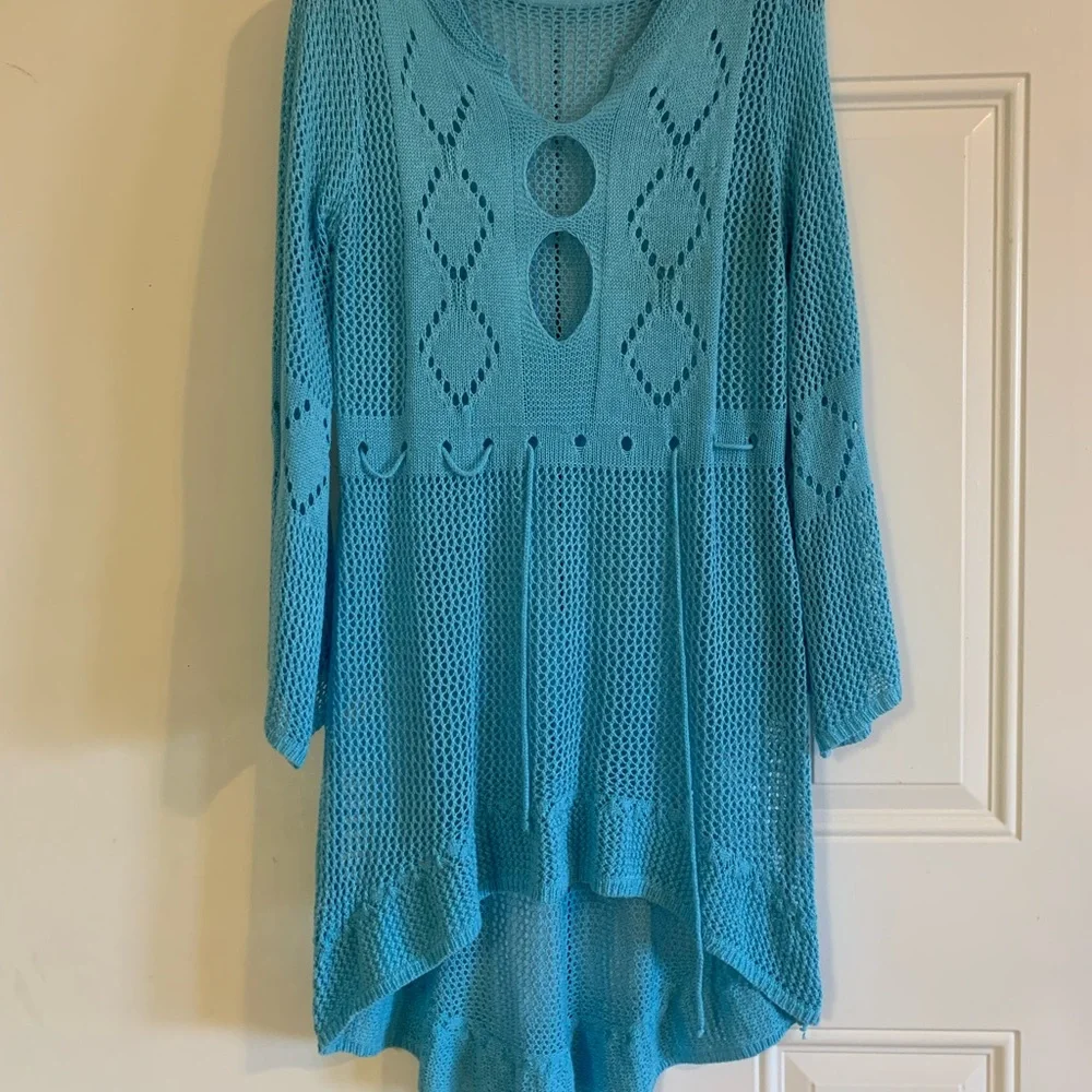 Beautiful Blue Turquoise Knit Coverup - Picture 5 of 6
